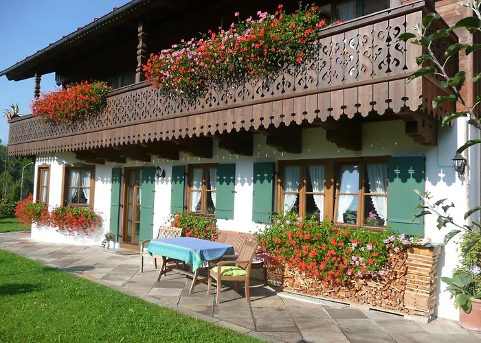 Landhaus Caesar - Hotel Garni